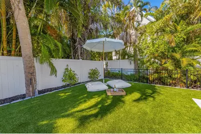 414 79th Street, Holmes Beach, FL 34217 - Photo 14