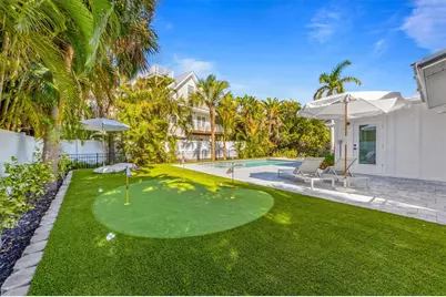 414 79th Street, Holmes Beach, FL 34217 - Photo 12