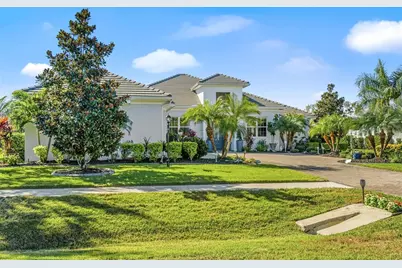 14204 11th Terrace NE, Bradenton, FL 34212 - Photo 2