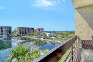 1115 Gulf of Mexico Dr, Longboat Key, FL 34228 - Photo 10