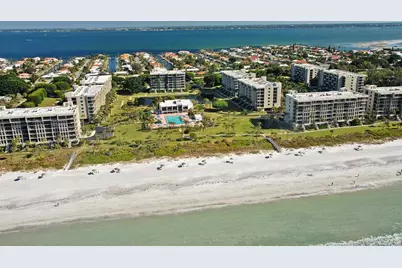 1115 Gulf Of Mexico Drive #304, Longboat Key, FL 34228 - Photo 24