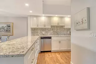 1115 Gulf of Mexico Dr, Longboat Key, FL 34228 - Photo 14