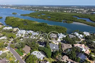 5326 Siesta Cove Dr, Sarasota, FL 34242 - Photo 8