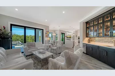 5326 Siesta Cove Drive, Sarasota, FL 34242 - Photo 12