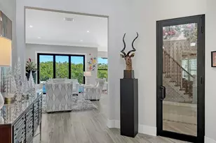 5326 Siesta Cove Dr, Sarasota, FL 34242 - Photo 10