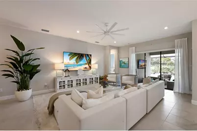 4736 Cassio Court, Lakewood Ranch, FL 34211 - Photo 8