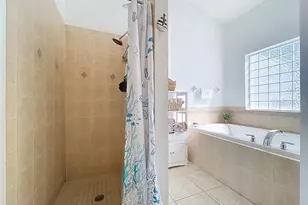 2105 14th St W, Palmetto, FL 34221 - Photo 16