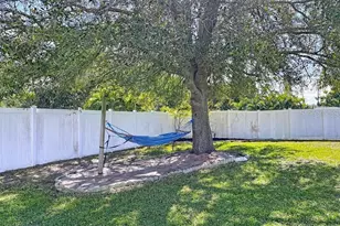 2105 14th St W, Palmetto, FL 34221 - Photo 30