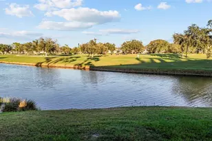 7193 W Country Club Dr N, Sarasota, FL 34243 - Photo 28