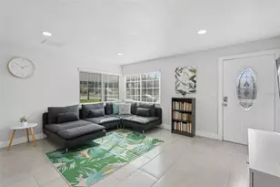 6531 2nd Ave S, Saint Petersburg, FL 33707 - Photo 10