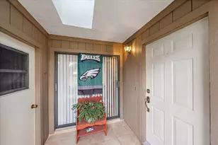 4735 Oak Hill Dr, Sarasota, FL 34232 - Photo 4