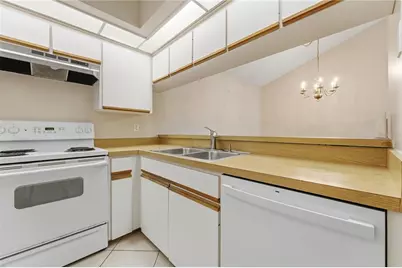 646 Bird Bay Drive E #201, Venice, FL 34285 - Photo 18