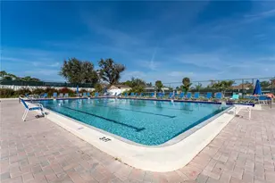 646 Bird Bay Dr E, Venice, FL 34285 - Photo 46