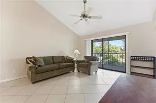 646 Bird Bay Dr E, Venice, FL 34285 - Photo 8