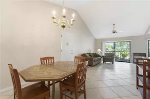 646 Bird Bay Dr E, Venice, FL 34285 - Photo 12