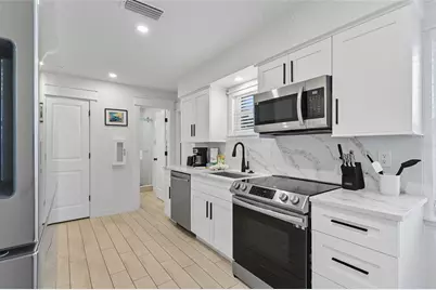 3014 Gulf Drive, Holmes Beach, FL 34217 - Photo 20
