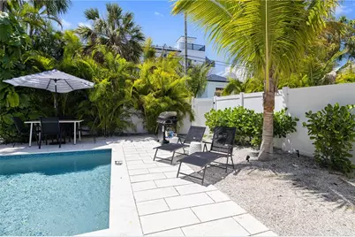 3014 Gulf Drive, Holmes Beach, FL 34217 - Photo 12