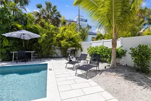 3014 Gulf Dr, Holmes Beach, FL 34217 - Photo 12