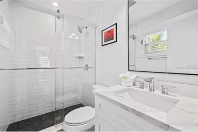 3016 Gulf Drive, Holmes Beach, FL 34217 - Photo 24
