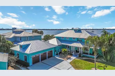 2207 5th Street W, Palmetto, FL 34221 - Photo 2