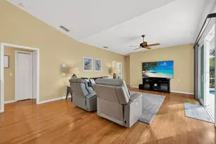 5722 Fern Oak Ct, Sarasota, FL 34232 - Photo 16