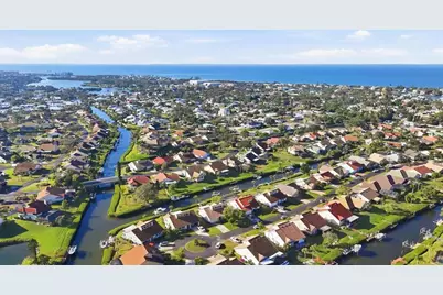 139 Inlets Boulevard #139, Nokomis, FL 34275 - Photo 1