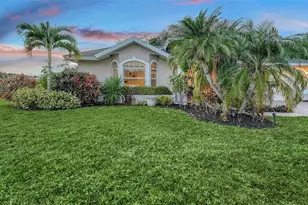 8117 Misty Oaks Blvd, Sarasota, FL 34243 - Photo 12