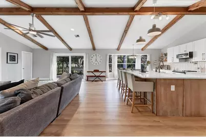 6812 41st Avenue E, Bradenton, FL 34208 - Photo 12