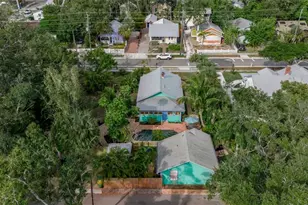 1628 7th St, Sarasota, FL 34236 - Photo 2