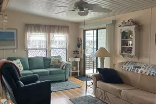 2036 S Mobile Estates Dr, Sarasota, FL 34231 - Photo 2