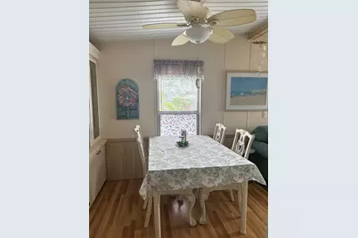 2036 S Mobile Estates Drive, Sarasota, FL 34231 - Photo 4