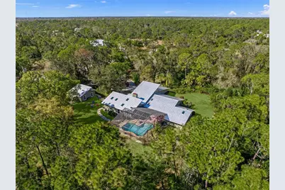 6851 Shetland Way, Sarasota, FL 34241 - Photo 8