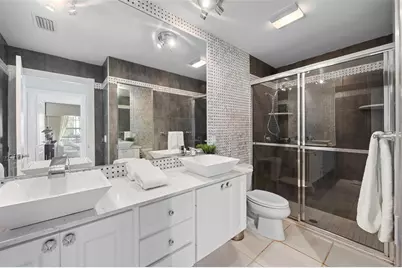 7662 Pesaro Drive, Sarasota, FL 34238 - Photo 12