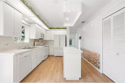 4958 Clubview Court E, Bradenton, FL 34203 - Photo 8