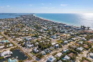 412 73rd St, Holmes Beach, FL 34217 - Photo 8
