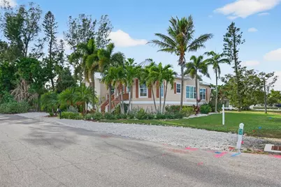 412 73rd Street, Holmes Beach, FL 34217 - Photo 54