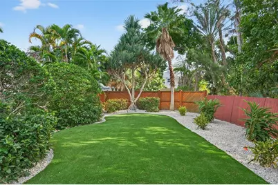 412 73rd Street, Holmes Beach, FL 34217 - Photo 4
