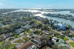 411 Harbor View Ln, Largo, FL 33770 - Photo 40