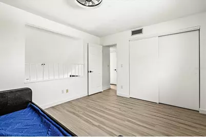 2453 Crispin Court #F4, Sarasota, FL 34235 - Photo 24