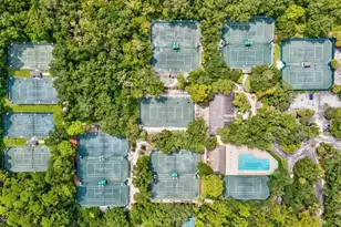 2453 Crispin Ct, Sarasota, FL 34235 - Photo 38