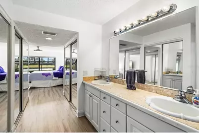 2453 Crispin Court #F4, Sarasota, FL 34235 - Photo 18