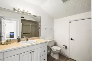 2453 Crispin Ct, Sarasota, FL 34235 - Photo 22