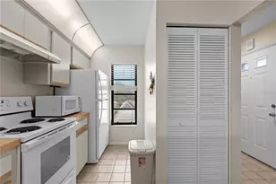 922 Capri Isles Blvd, Venice, FL 34292 - Photo 34