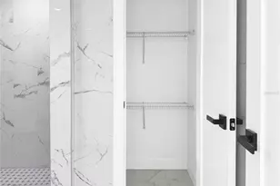 5010 Lahaina Dr, Sarasota, FL 34232 - Photo 24