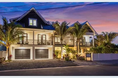 2175 Avenue A, Bradenton Beach, FL 34217 - Photo 2