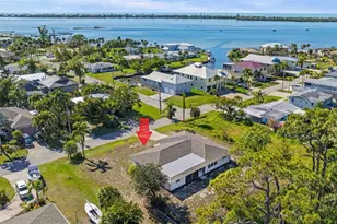 790 Harvard St, Englewood, FL 34223 - Photo 2