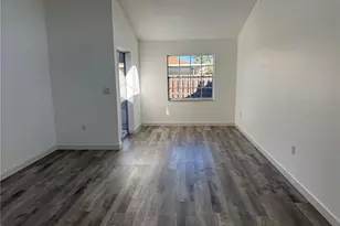 5295 Ashton Pines Ln, Sarasota, FL 34231 - Photo 8