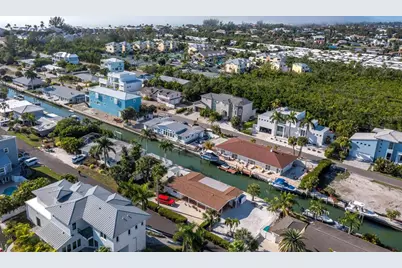 691 Tarawitt Drive, Longboat Key, FL 34228 - Photo 34