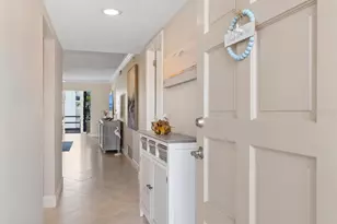 240 Santa Maria St, Venice, FL 34285 - Photo 2