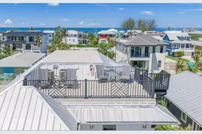 2206 Avenue A, Bradenton Beach, FL 34217 - Photo 16